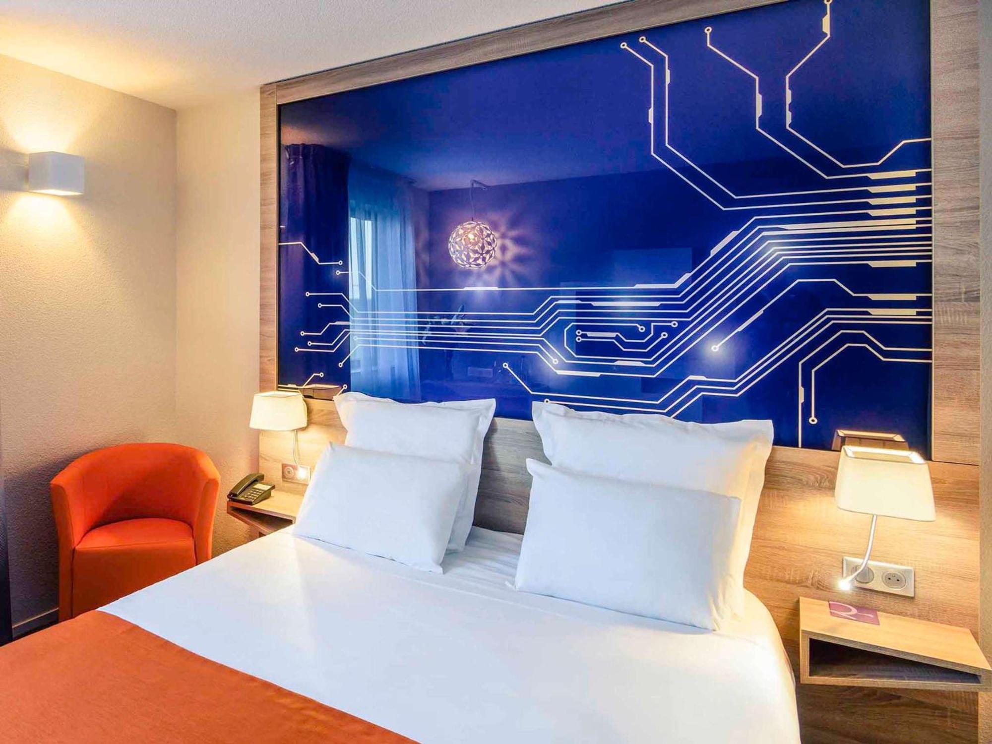 Mercure Poitiers Site Du Futuroscope Чассенеуил-Ду-Поитоу Экстерьер фото