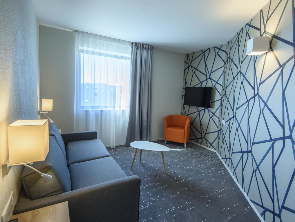 Mercure Poitiers Site Du Futuroscope Чассенеуил-Ду-Поитоу Экстерьер фото